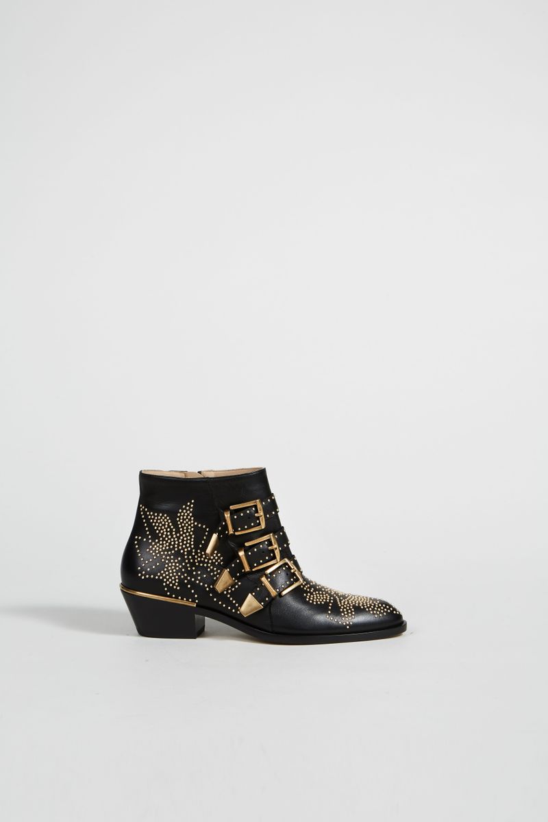 Stiefelette 'Susanna' mit Nieten Schwarz/Gold