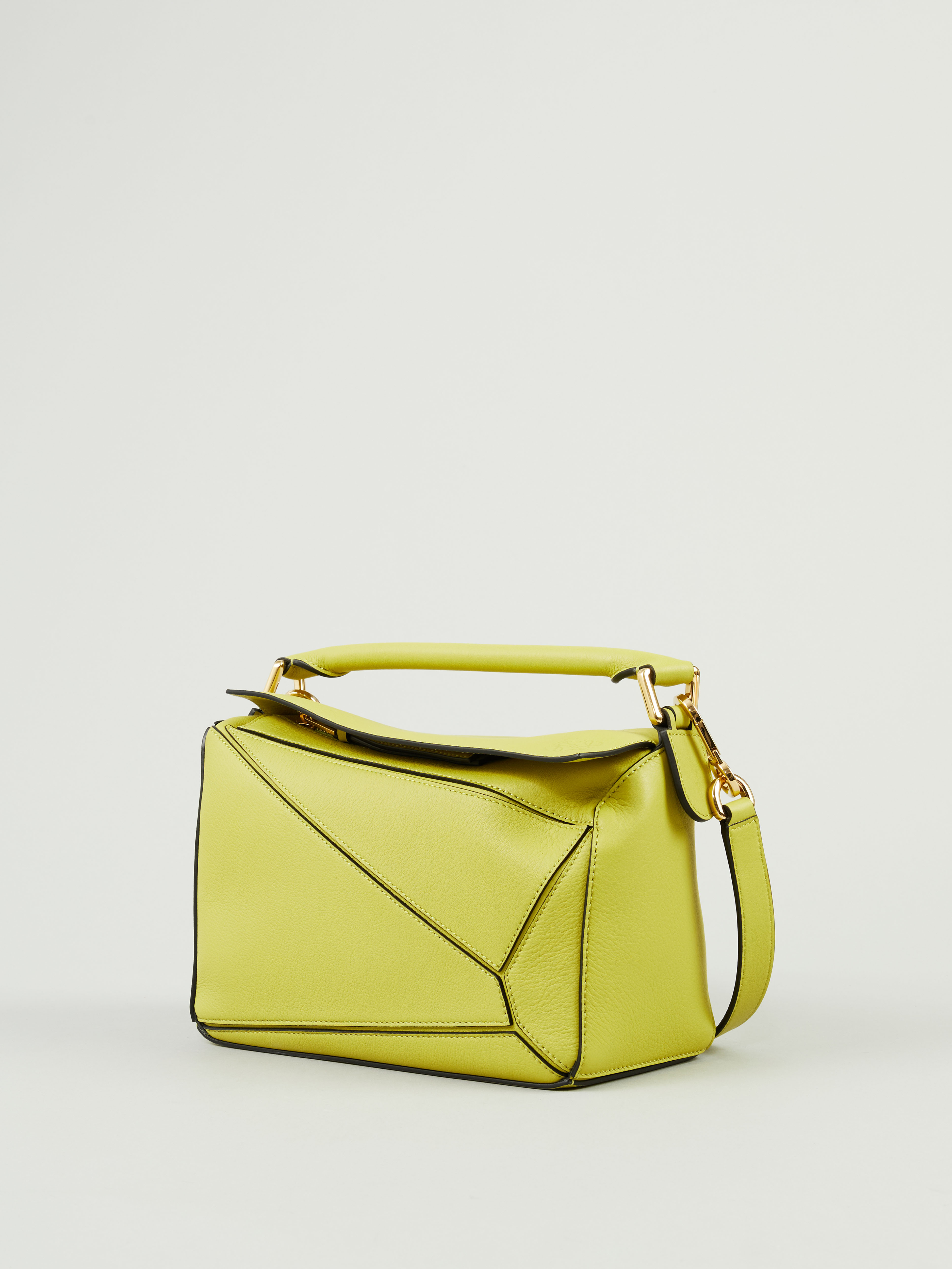 loewe puzzle tasche