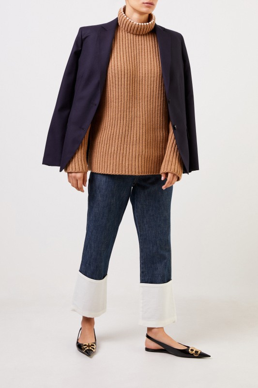 Loewe Cashmere-Pullover mit Perlenverzierung Camel