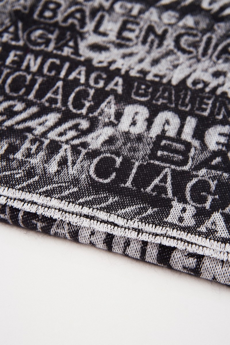 Balenciaga Woll-Seiden Schal mit Logo-Detail Schwarz/Weiß