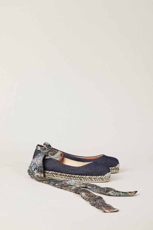 Flat 'Barbaria' mit Bindeelement Denim