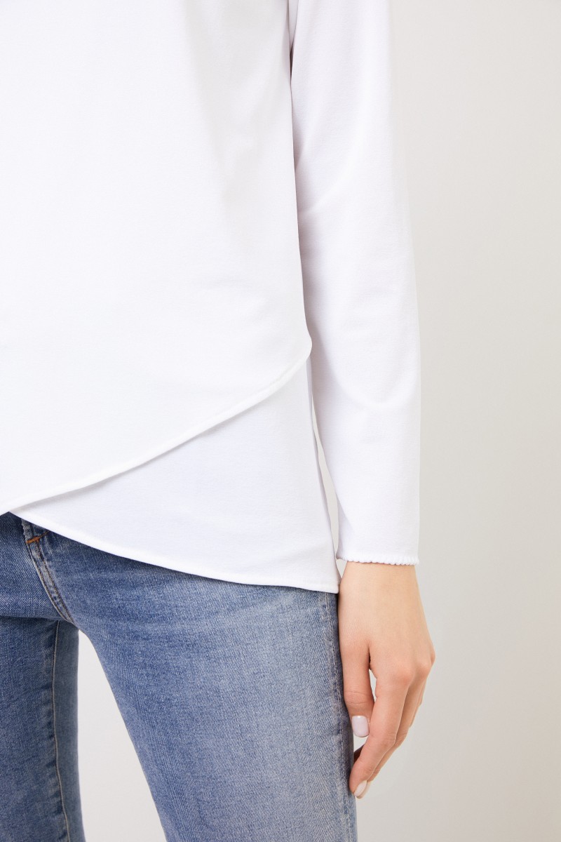 Longsleeve mit asymmetrischen Saumen Weiß
