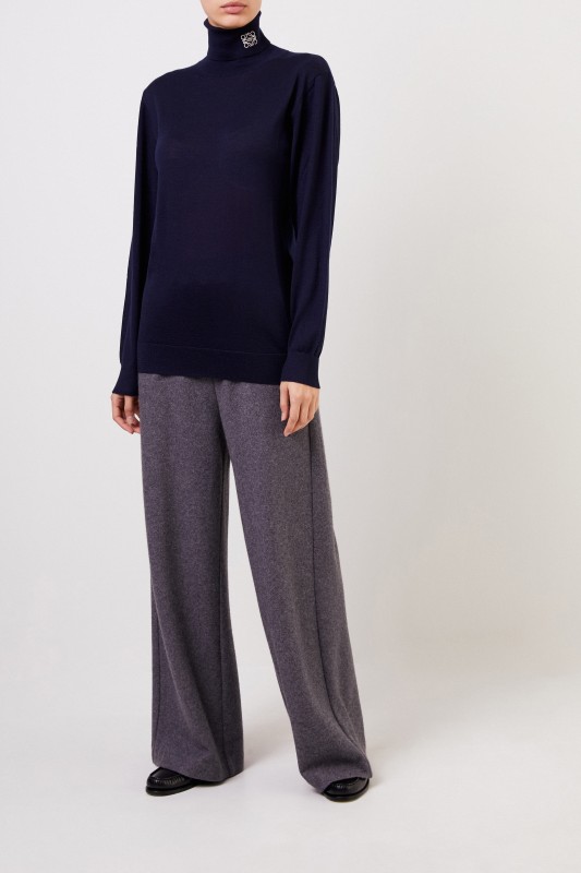 Loewe Cashmere Rollkragen mit Logo-Detail Marineblau