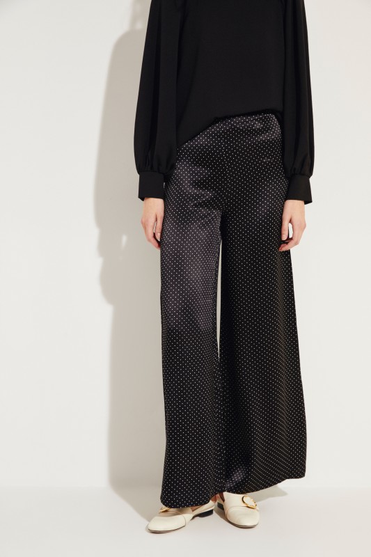 Fließende Hose mit Polka Dots Schwarz/Weiß