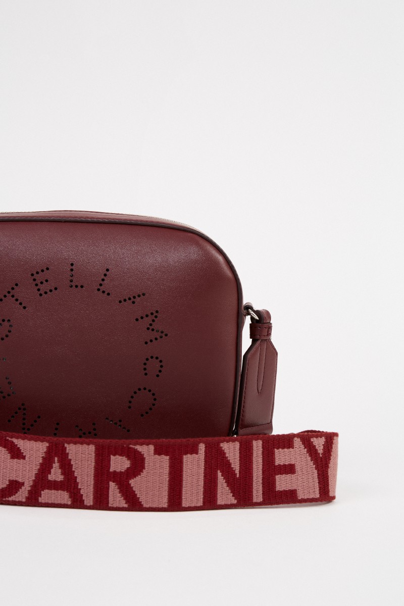 Stella McCartney Umhängetasche 'Mini Camera Bag' Bordeaux