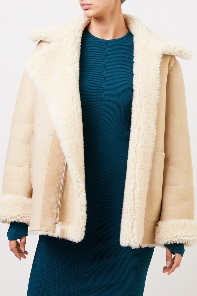Oversize Wende-Lammfelljacke Ecru