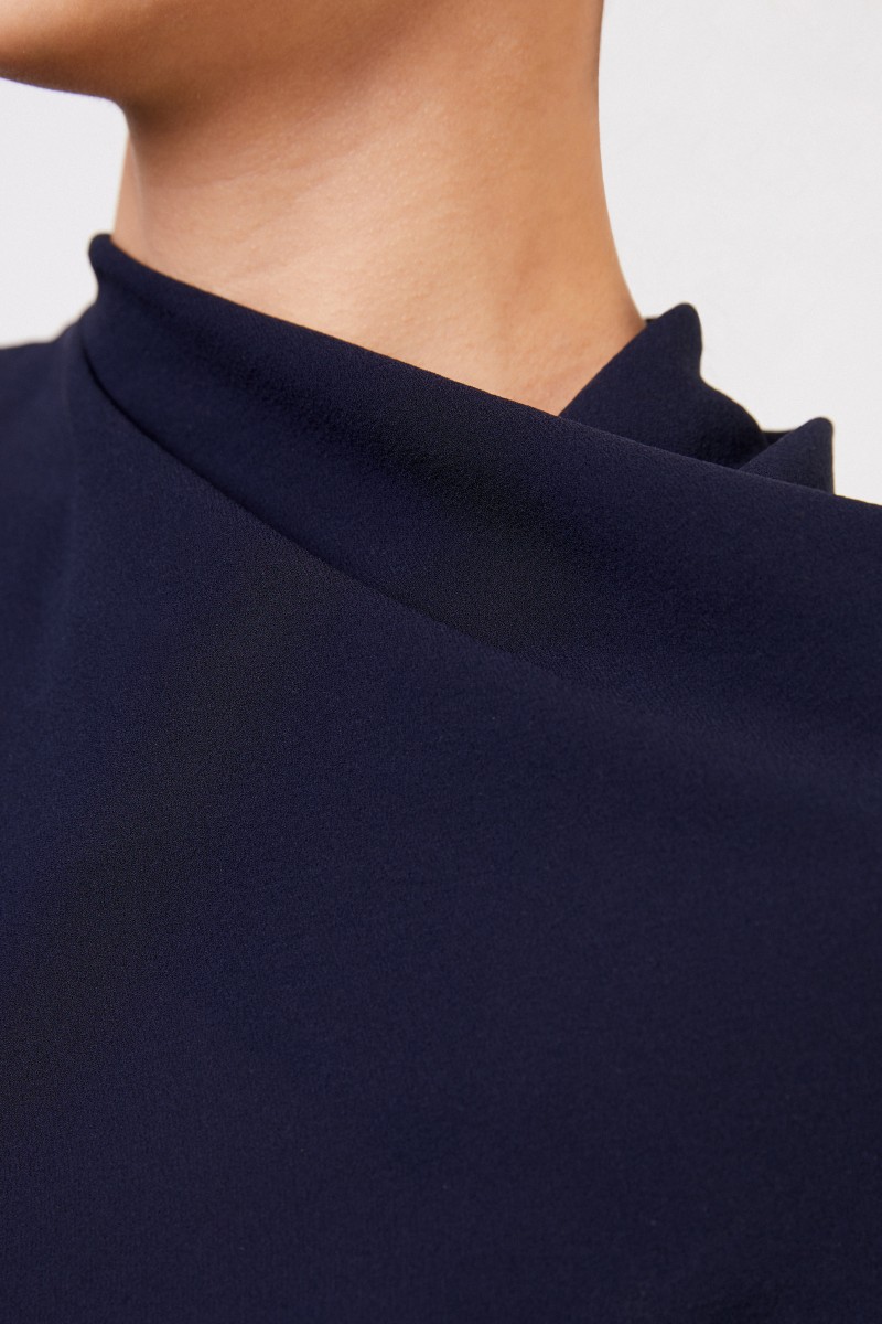 Midi-Wollkleid mit Faltendetails Marineblau