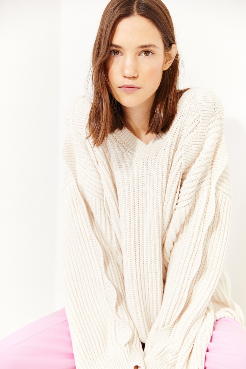 Pullover mit Muschelsäumen Crème