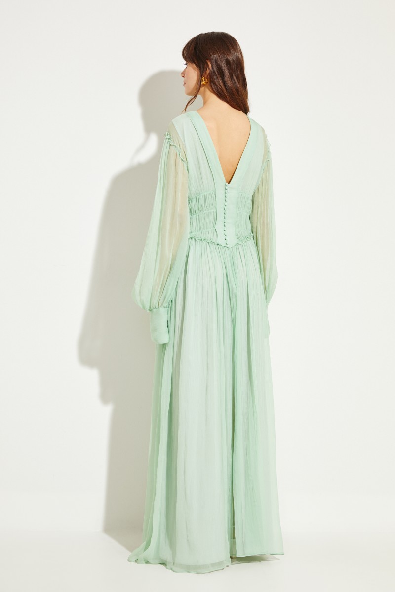 Langes Seiden-Kleid mit Raffungen Grün