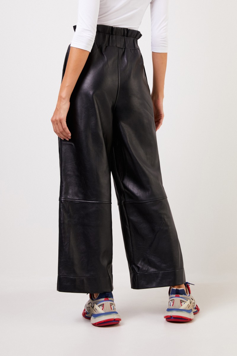 Ganni Lederhose mit elastischem Bund Schwarz