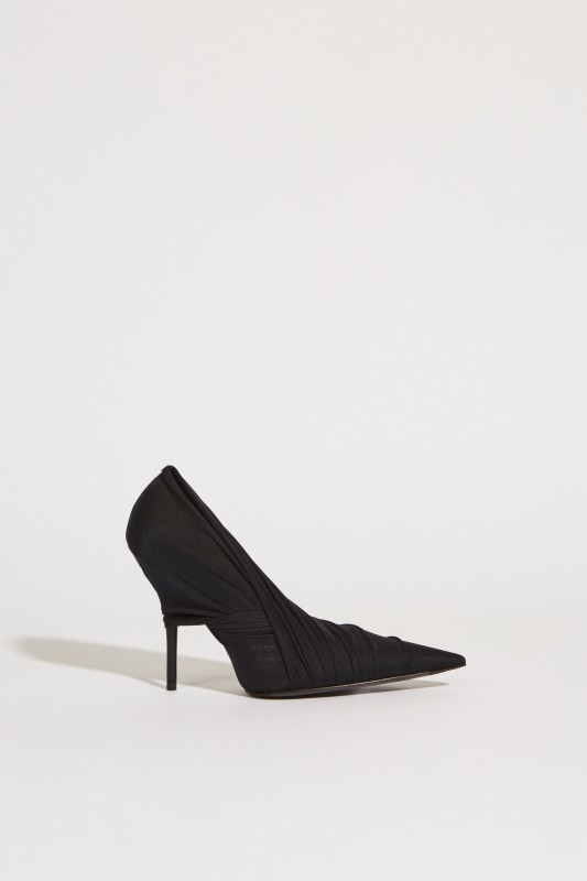 Spitzer Pump mit Netzdetails Schwarz