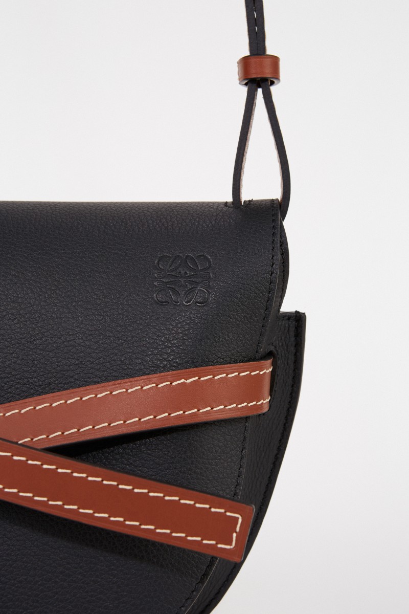 Loewe Umhängetasche 'Gate Small' Schwarz