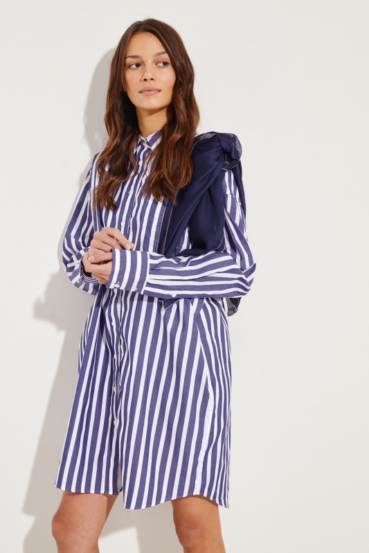 Gestreiftes Hemdblusenkleid mit Detail Blau/Weiß
