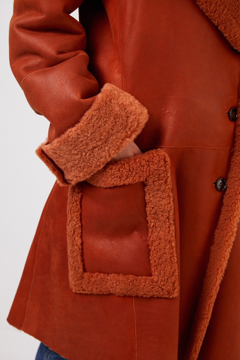 Chloé Langer Lammfellmantel Bark Orange