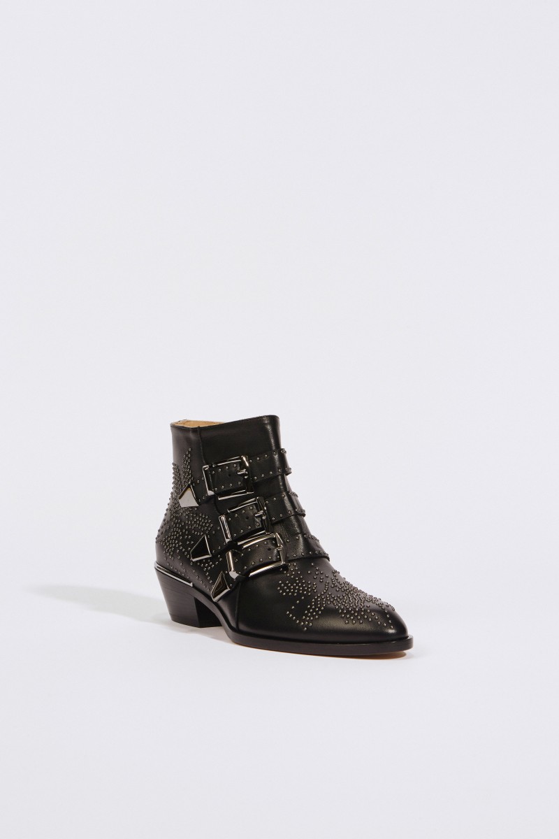 Stiefelette 'Susanna' mit Nietendetails Schwarz
