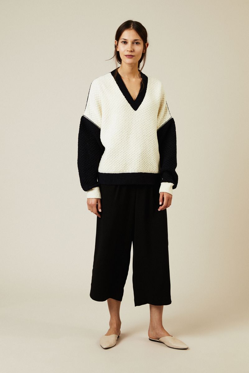 Oversize Woll-Pullover mit Reißverschlüsse Navy/Weiß