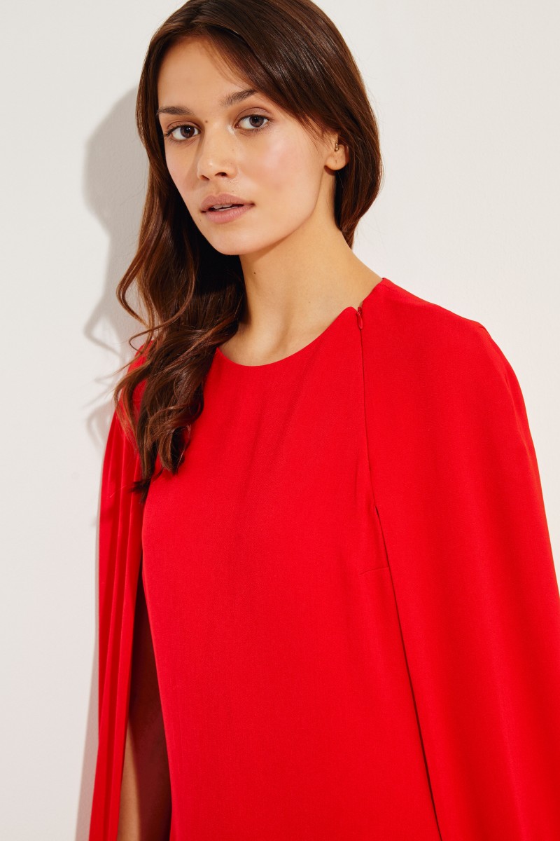 Langes Abendkleid mit Cape-Detail Rot